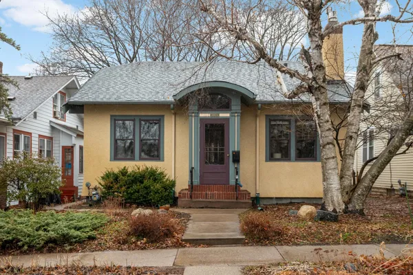 $350,000 | 185 Exeter Place, St. Paul, MN 55104