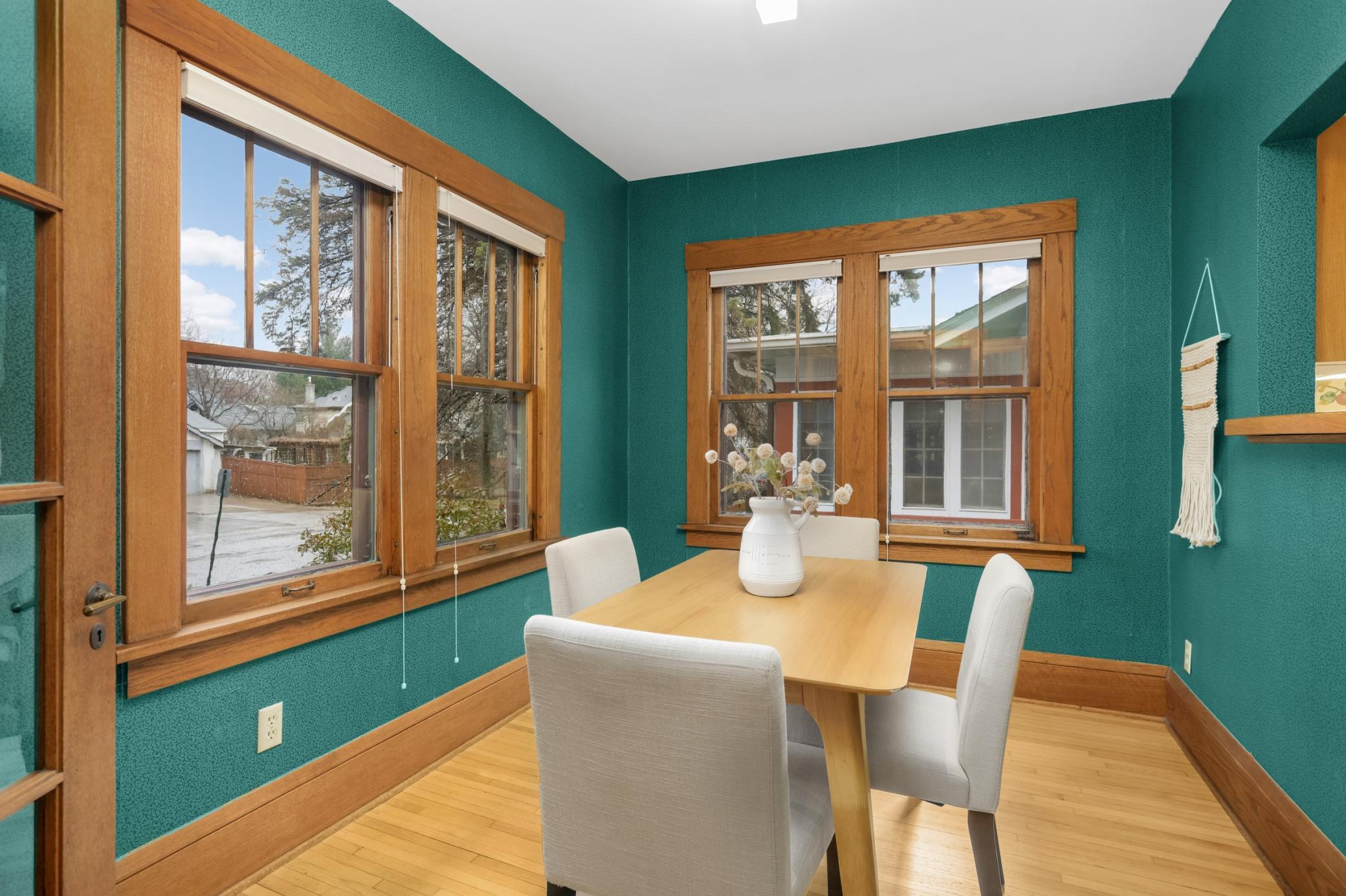 185 Exeter Place St. Paul, MN 55104 - Photo 5 of 19