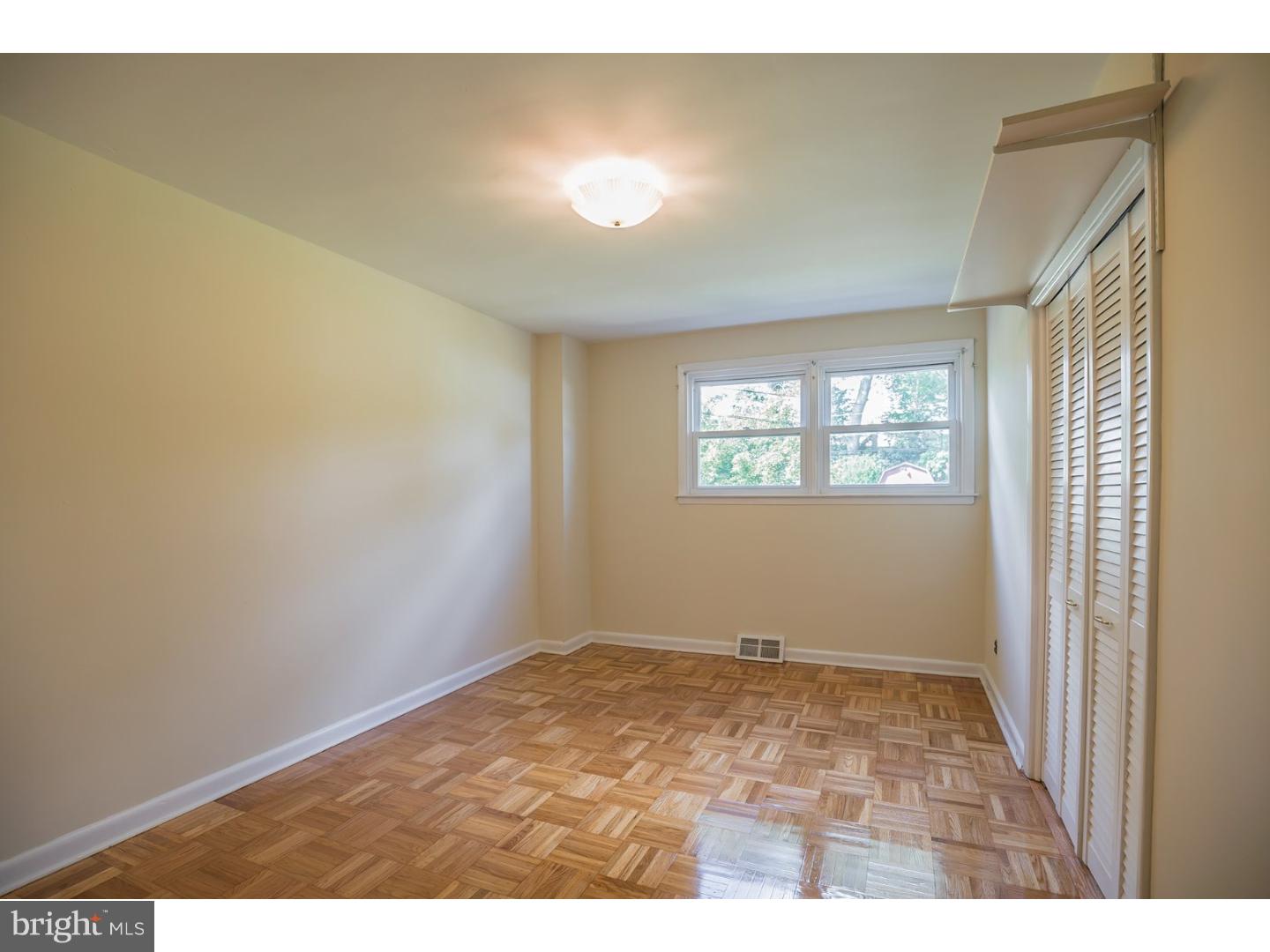 127 Flagstaff Road Philadelphia, PA 19115 - Photo 8 of 25 Bedroom