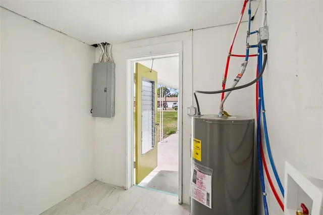 $400,000 | 215 17th Street Northwest, Ruskin, FL 33570