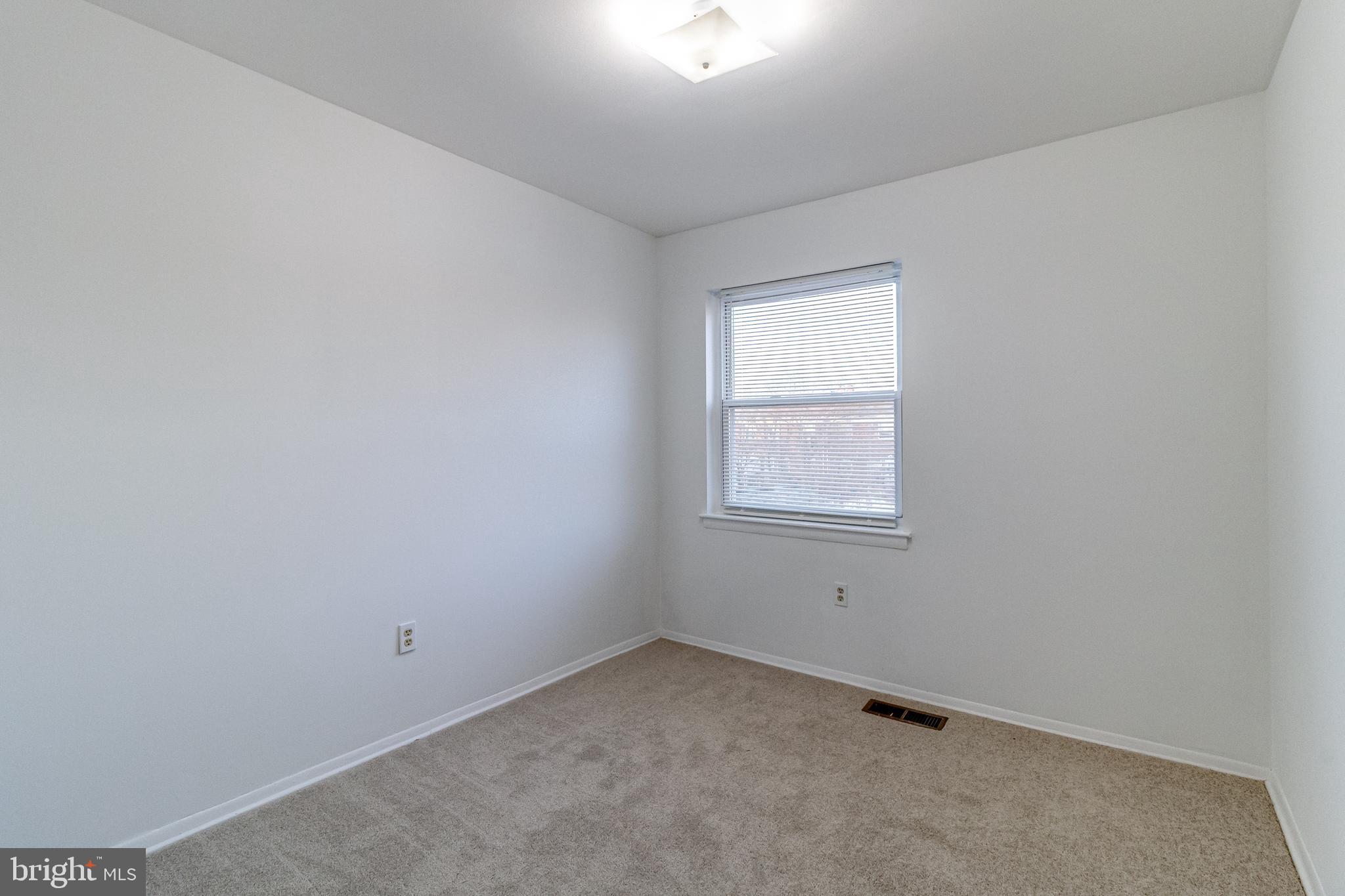 783 Seawall Road Baltimore, MD 21221 - Photo 15 of 27 Bedroom 2