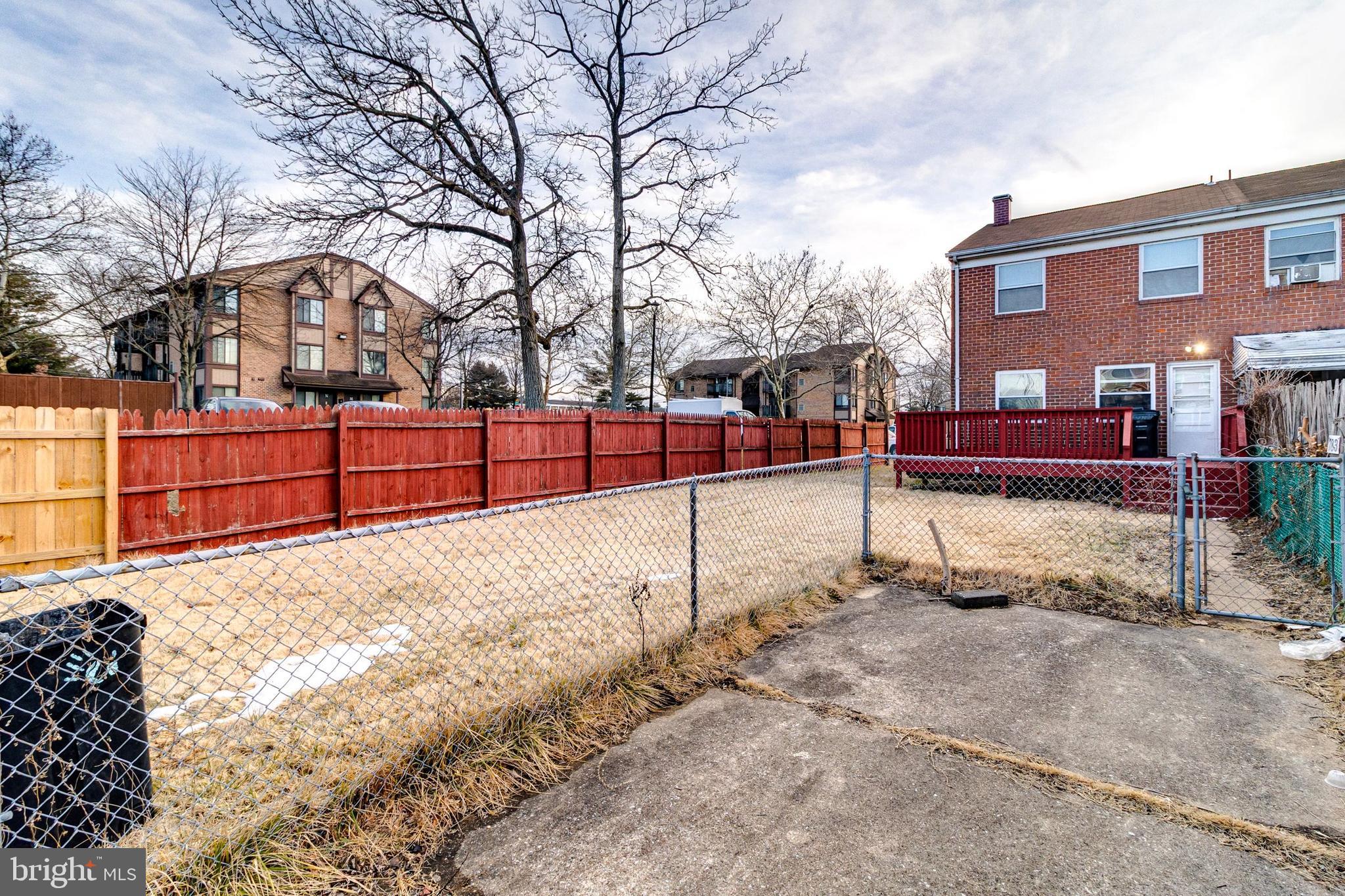 783 Seawall Road Baltimore, MD 21221 - Photo 25 of 27 Rear Parking Pad for off street parking