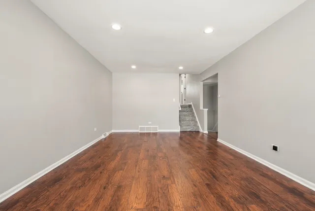 $265,000 | 16380 Terry Lane, Oak Forest, IL 60452