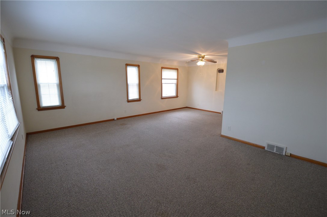 6511 Snow Road Parma, OH 44129 - Photo 15 of 24