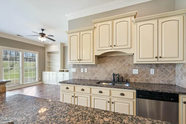 $524,900 | 3784 Houston Loop North, Southaven, MS 38672