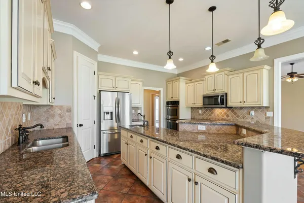 $524,900 | 3784 Houston Loop North, Southaven, MS 38672