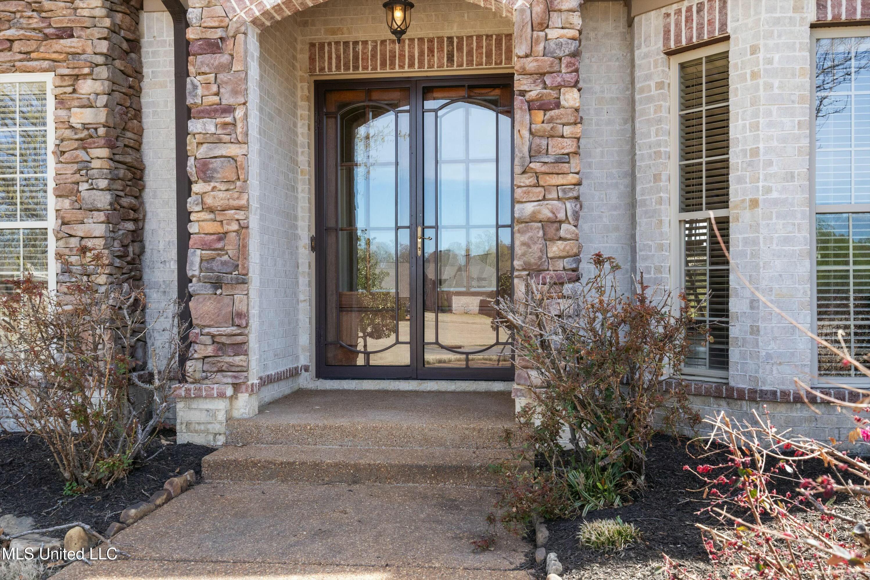 3784 Houston Loop North Southaven, MS 38672 - Photo 3 of 42 tempImageVbZxTC