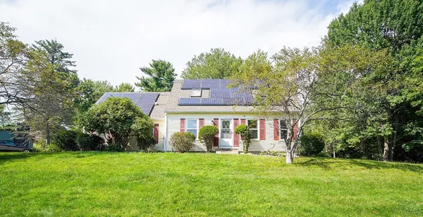 $3,200 | 26 Hunters Hill Circle, Amherst, MA 01002