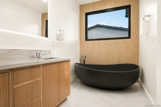 $3,145,000 | 1531-33 Lieta Street, San Diego, CA 92110