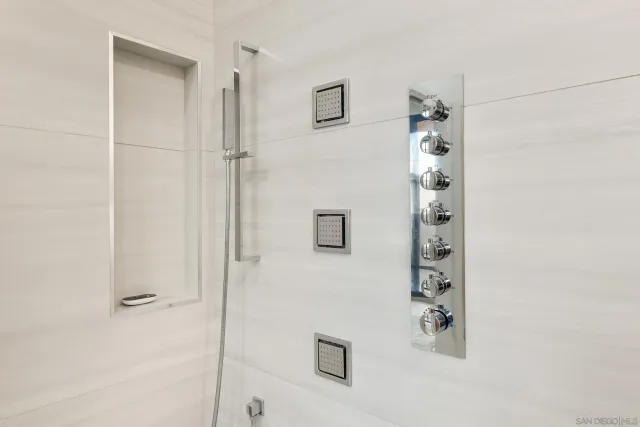 $3,145,000 | 1531-33 Lieta Street, San Diego, CA 92110