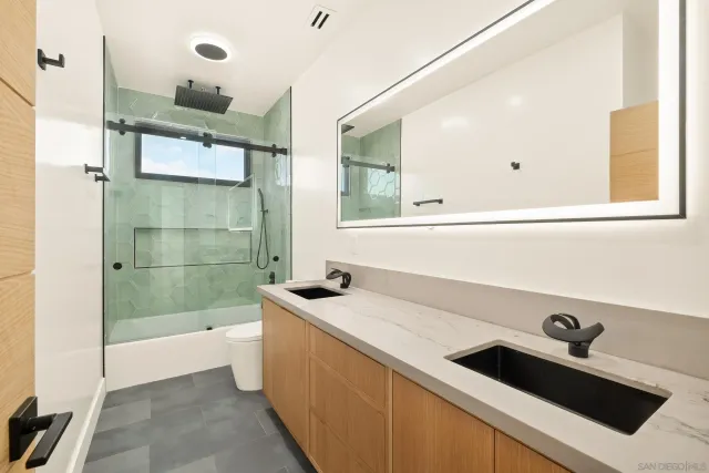 $3,145,000 | 1531-33 Lieta Street, San Diego, CA 92110