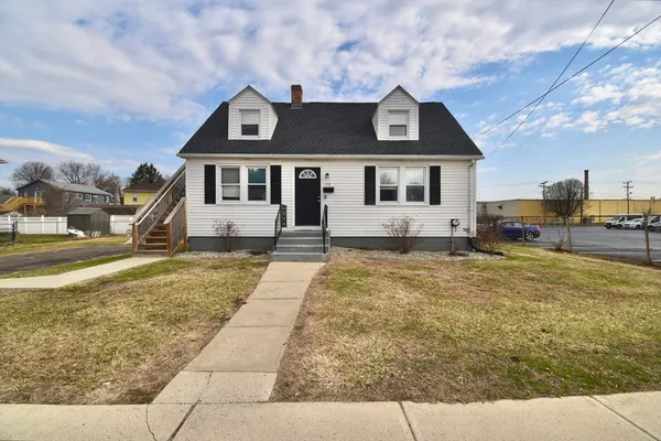 $2,750 | 153 Bosworth Street, Unit 1, West Springfield, MA 01089