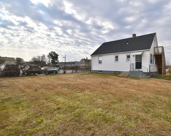 $2,750 | 153 Bosworth Street, Unit 1, West Springfield, MA 01089