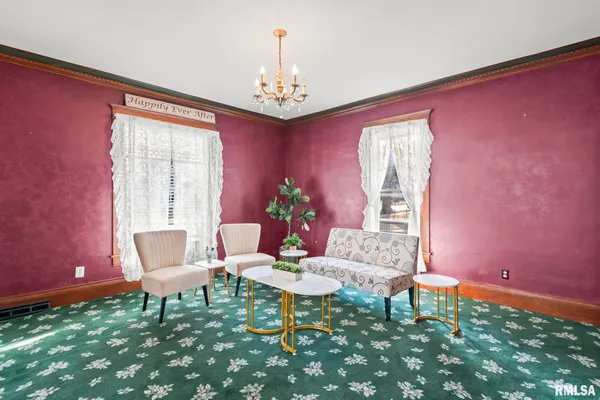 $185,000 | 1014 West College Avenue, Jacksonville, IL 62650