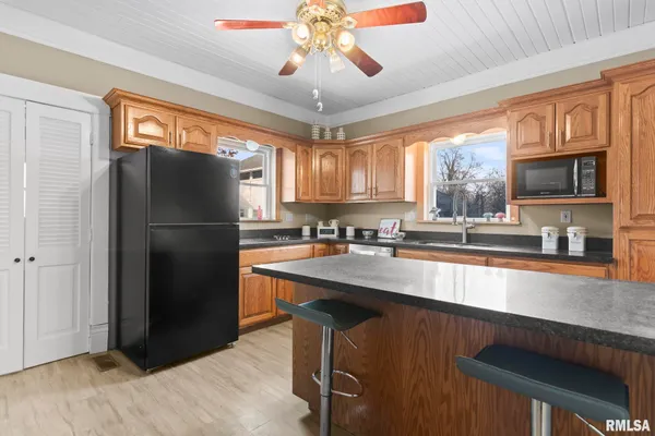 $185,000 | 1014 West College Avenue, Jacksonville, IL 62650