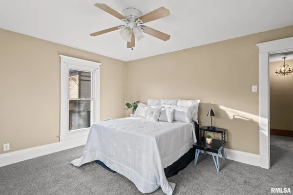 $185,000 | 1014 West College Avenue, Jacksonville, IL 62650