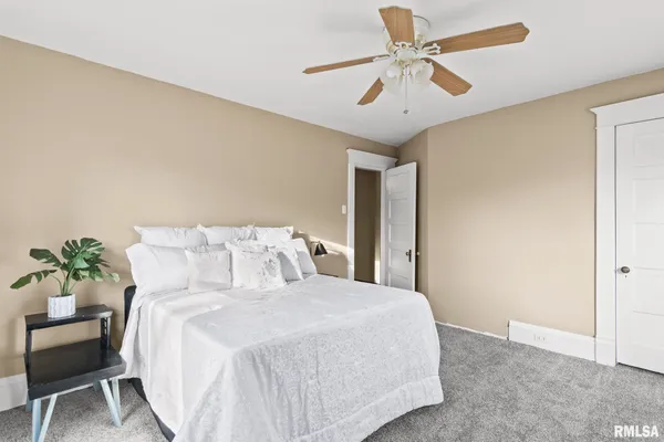 $185,000 | 1014 West College Avenue, Jacksonville, IL 62650