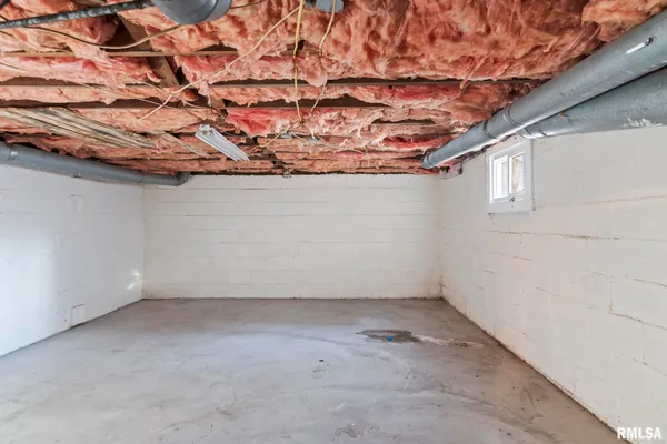 $185,000 | 1014 West College Avenue, Jacksonville, IL 62650