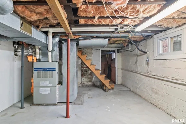 $185,000 | 1014 West College Avenue, Jacksonville, IL 62650