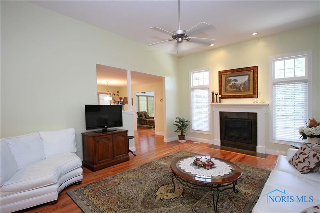 8208 Farnsworth Road Waterville, OH 43566 - Photo 6 of 35 Gallery Image 6