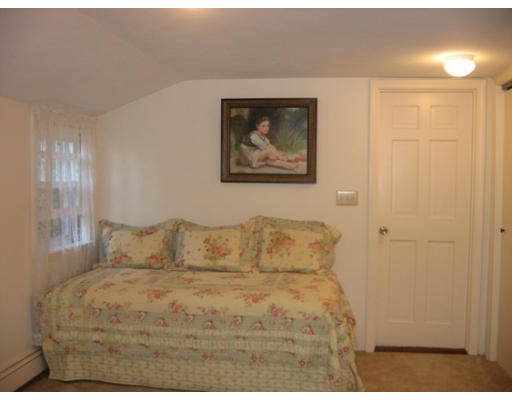 70 Spring Street Shrewsbury, MA 01545 - Photo 18 of 30 Gallery Image 18