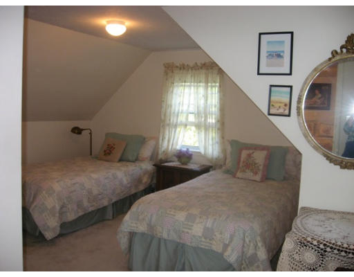 70 Spring Street Shrewsbury, MA 01545 - Photo 19 of 30 Gallery Image 19