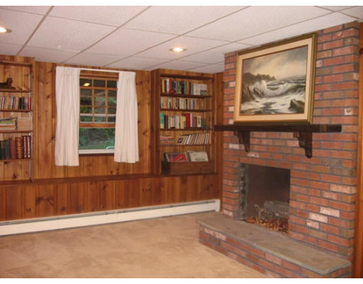 70 Spring Street Shrewsbury, MA 01545 - Photo 20 of 30 Gallery Image 20
