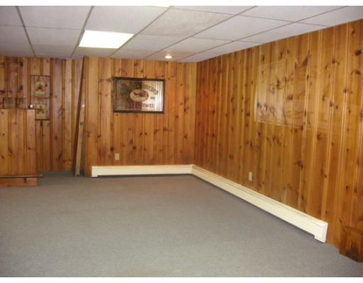 70 Spring Street Shrewsbury, MA 01545 - Photo 21 of 30 Gallery Image 21