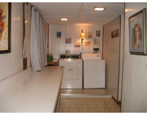 70 Spring Street Shrewsbury, MA 01545 - Photo 22 of 30 Gallery Image 22