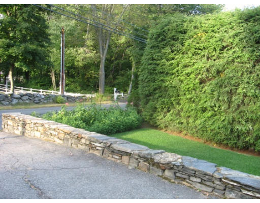 70 Spring Street Shrewsbury, MA 01545 - Photo 29 of 30 Gallery Image 29