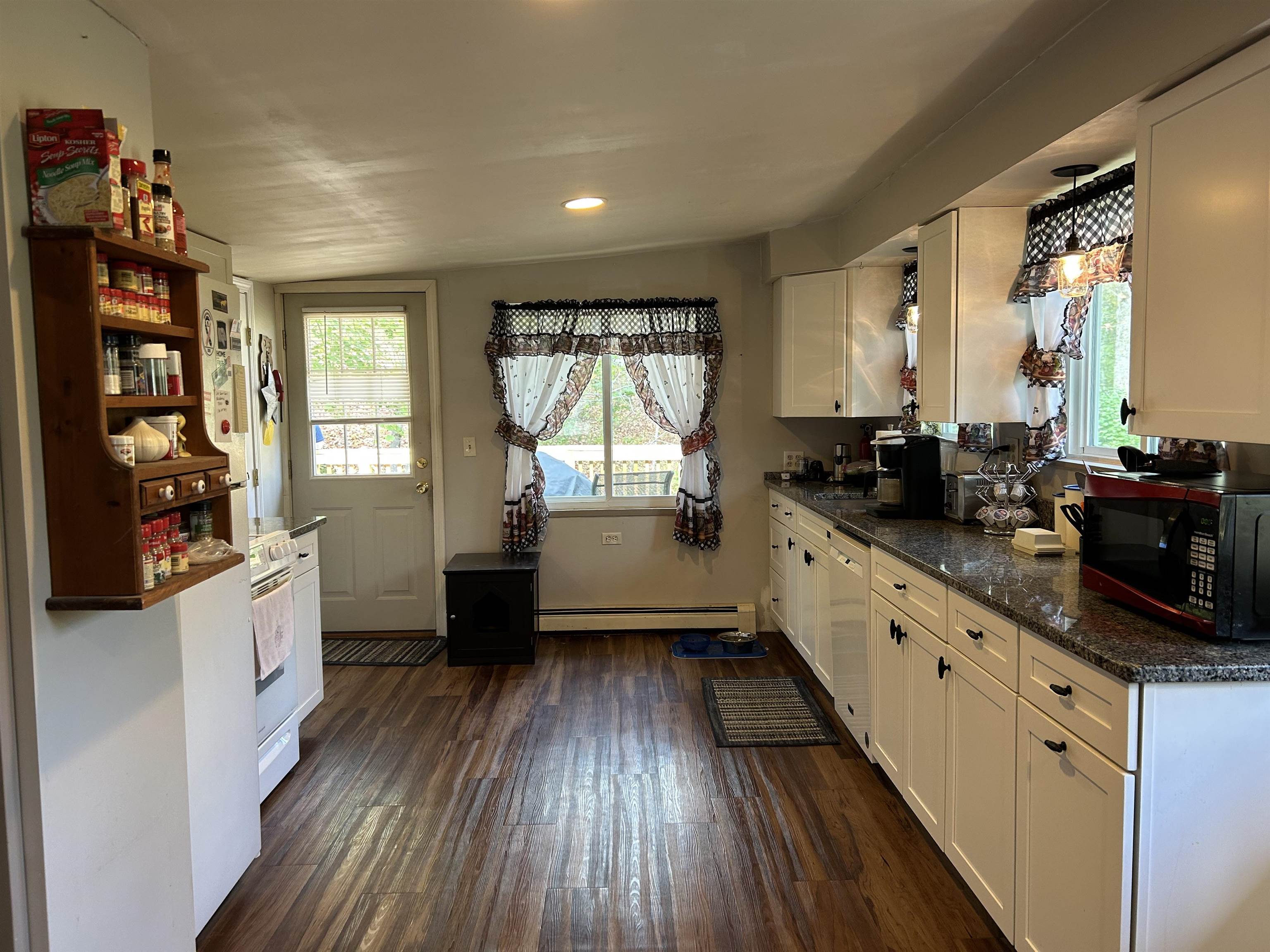 49 Prospect Street Jaffrey, NH 03452 - Photo 14 of 34