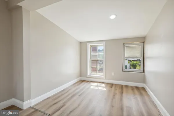 $1,600 | 614 Minor Street, Reading, PA 19602