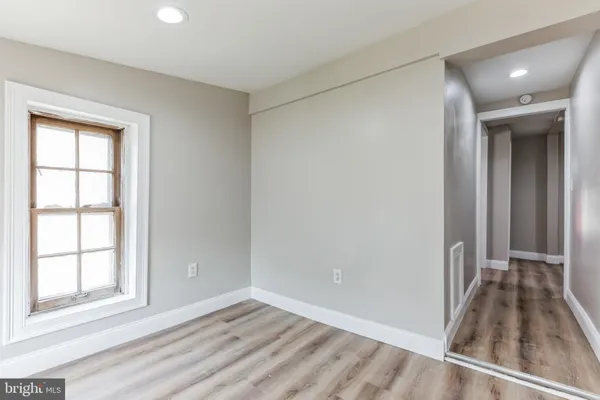 $1,600 | 614 Minor Street, Reading, PA 19602