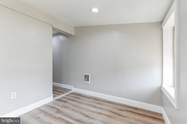 $1,700 | 614 Minor Street, Reading, PA 19602