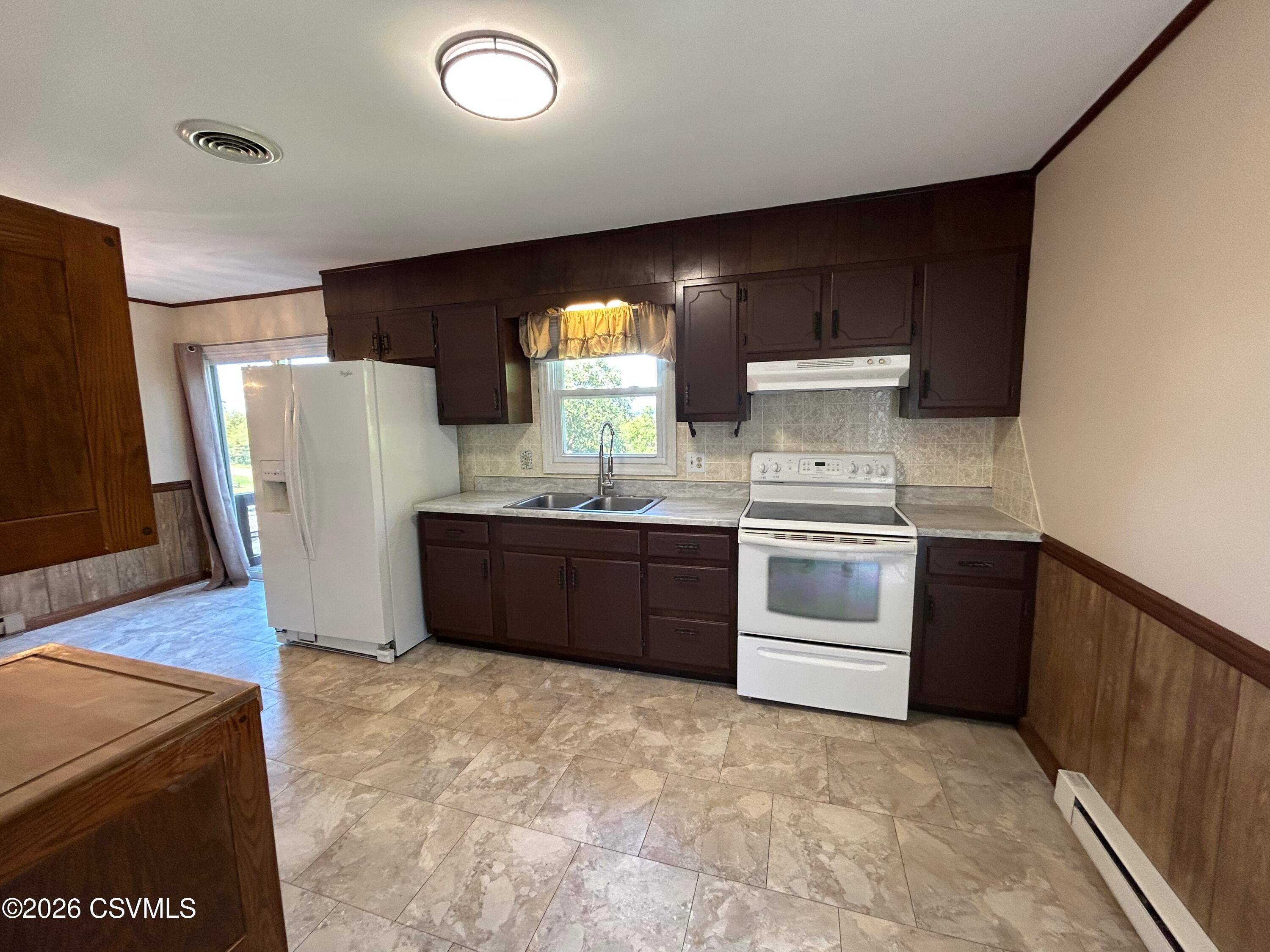 94 Ridge View Road Selinsgrove, PA 17870 - Photo 6 of 33 Gallery Image 6
