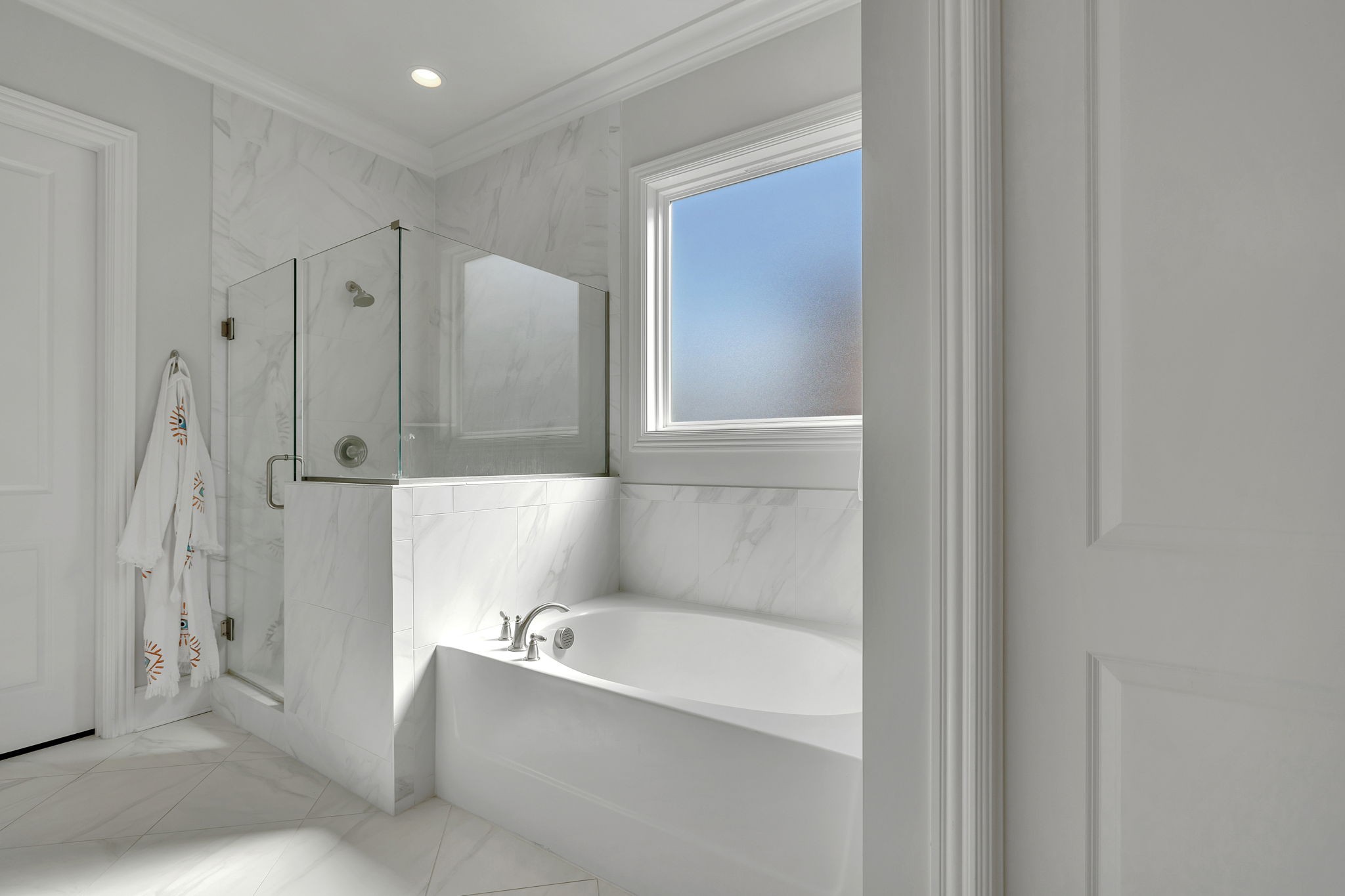 1606 Eliot Road Franklin, TN 37064 - Photo 24 of 49 a bathroom with a bathtub and a shower