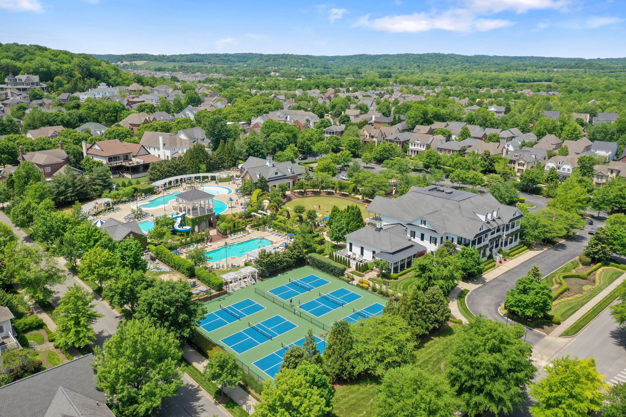 1606 Eliot Road Franklin, TN 37064 - Photo 44 of 49 an aerial view of multiple house