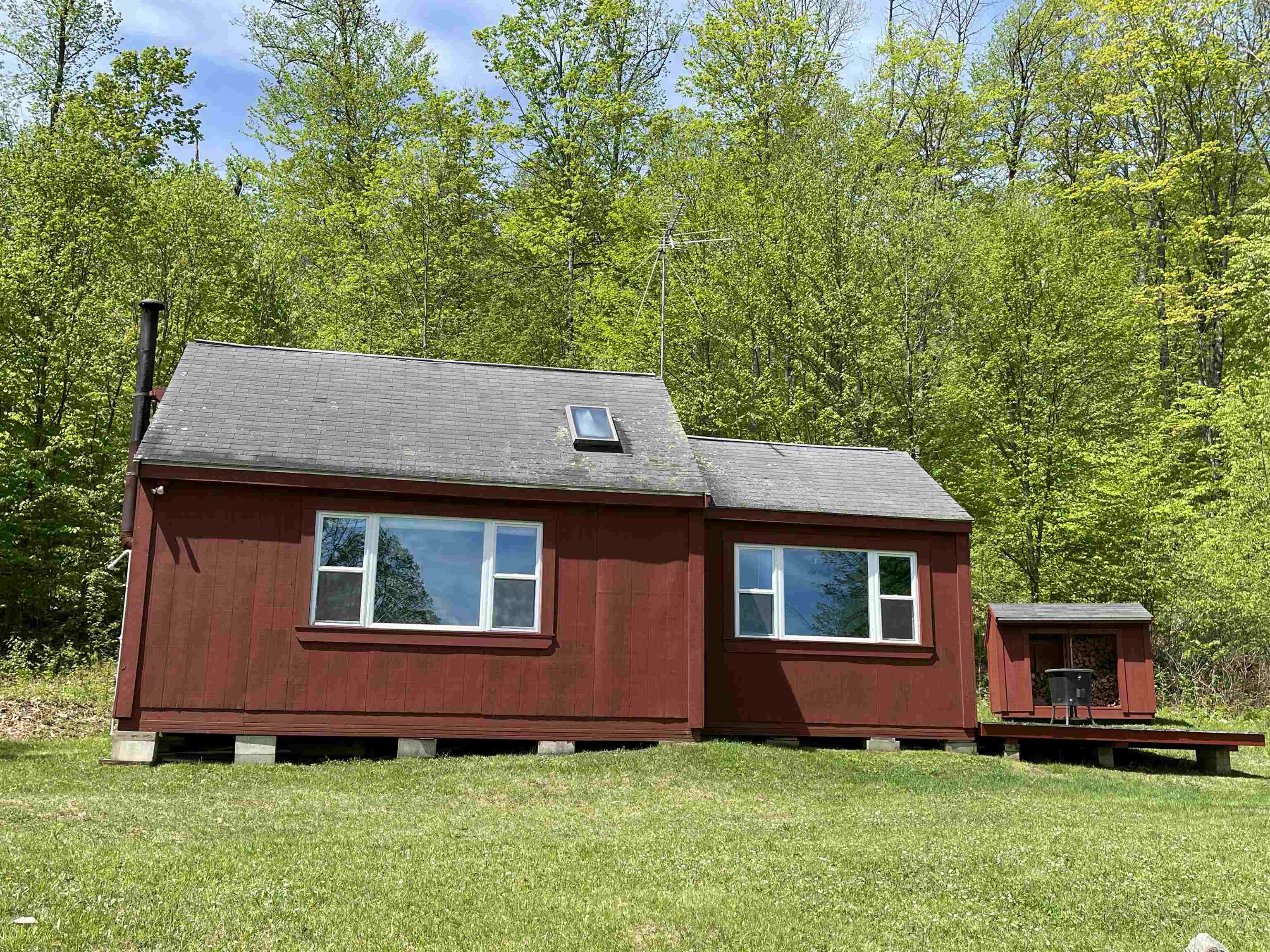 991 Old Post Road Bradford, VT 05033 - Photo 2 of 13