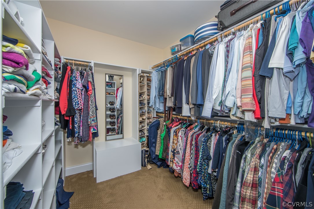 13711 Thorngate Road Midlothian, VA 23113 - Photo 31 of 46 Walk-in closet