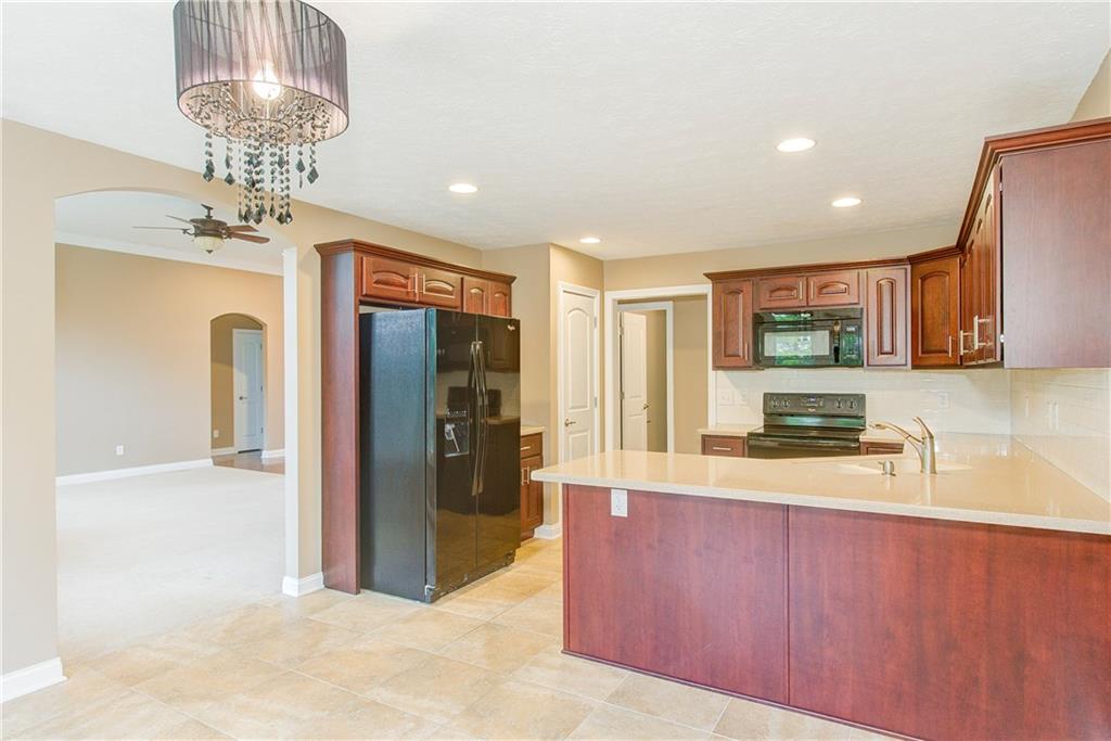 5686 Hall Road Plainfield, IN 46168 - Photo 16 of 39 Gallery Image 16