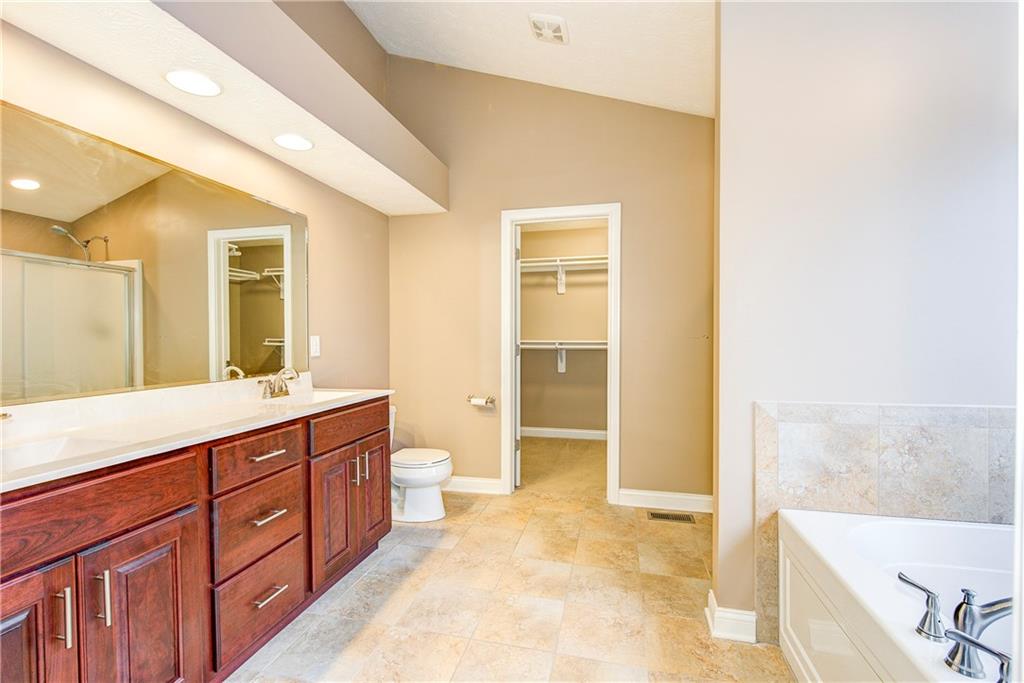 5686 Hall Road Plainfield, IN 46168 - Photo 20 of 39 Gallery Image 20