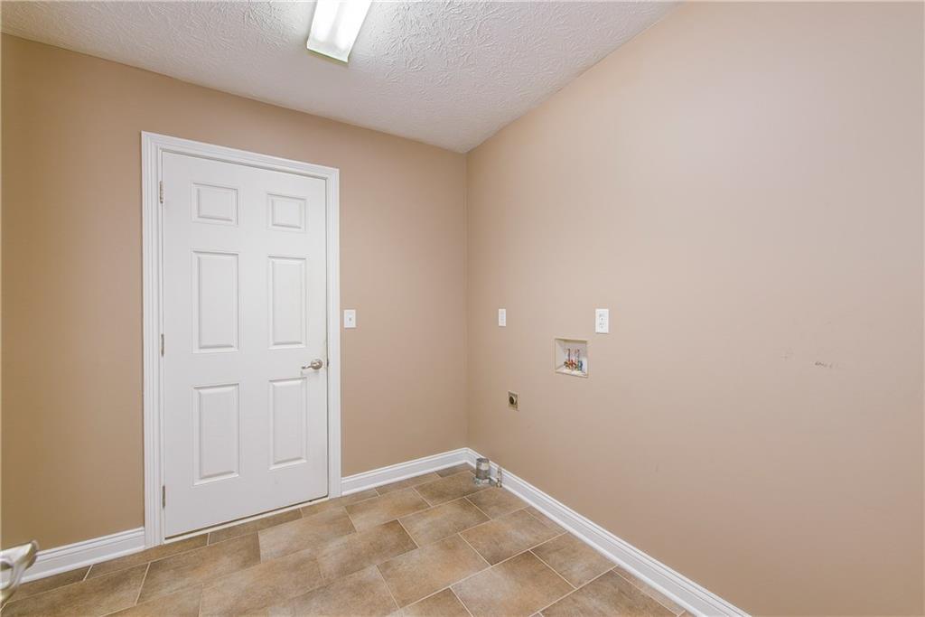 5686 Hall Road Plainfield, IN 46168 - Photo 31 of 39 Gallery Image 31