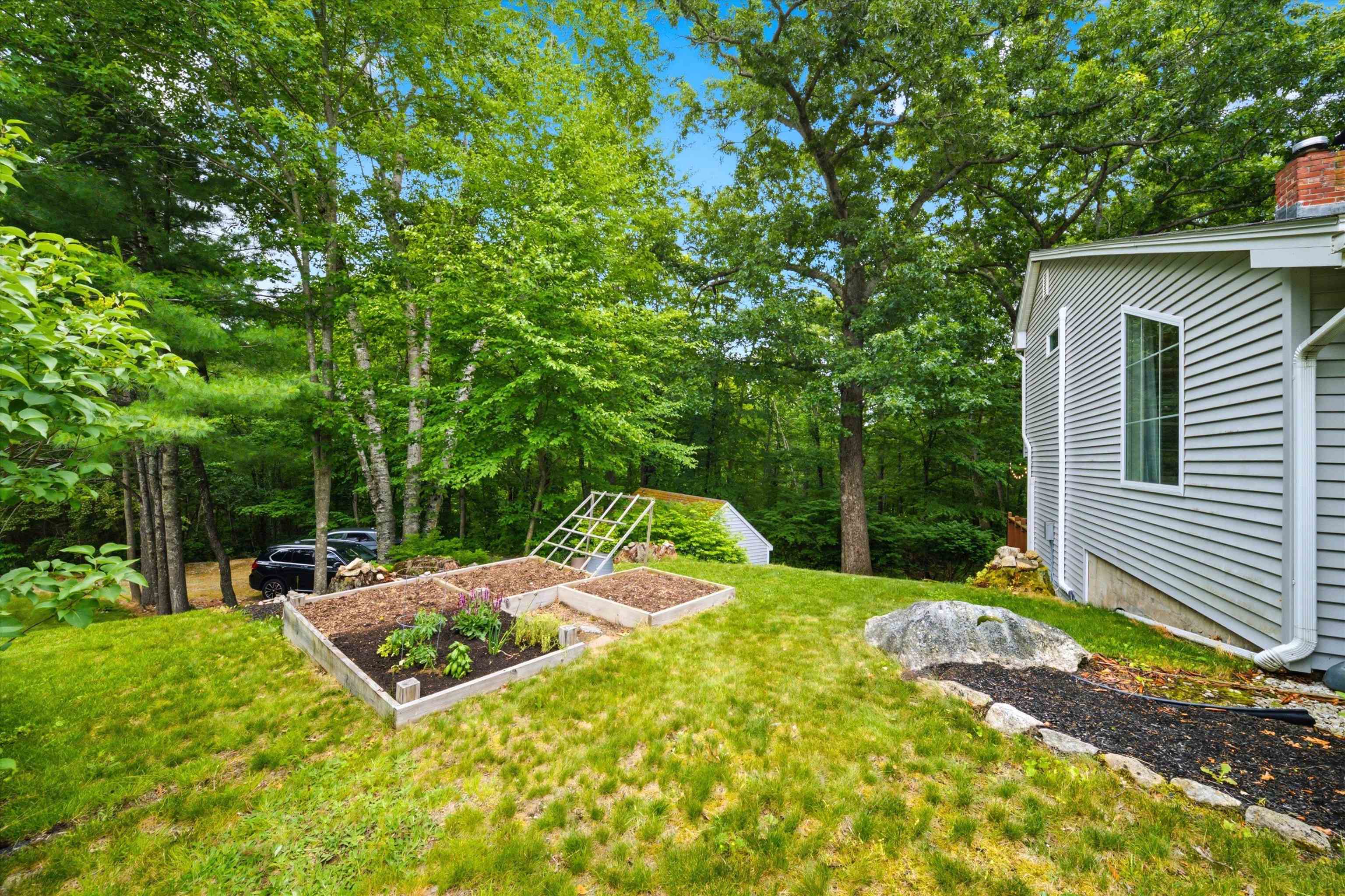 107 Hackett Hill Road Hooksett, NH 03106 - Photo 36 of 39