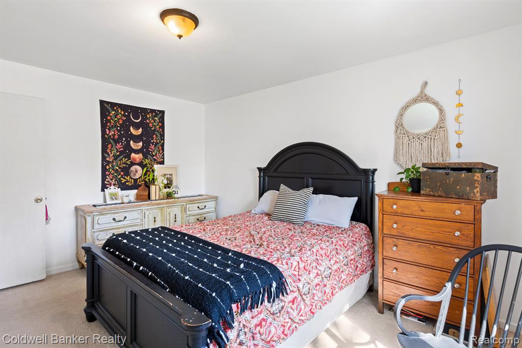 47760 Frederick Road Utica, MI 48317 - Photo 13 of 39