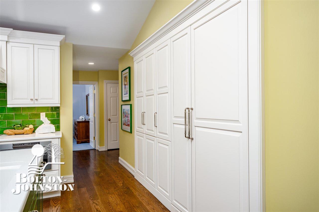 271 Stephens Road Grosse Pointe Farms, MI 48236 - Photo 16 of 43