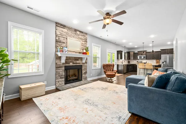 $2,700 | 1607 Ellie Piper Circle, Clarksville, TN 37043