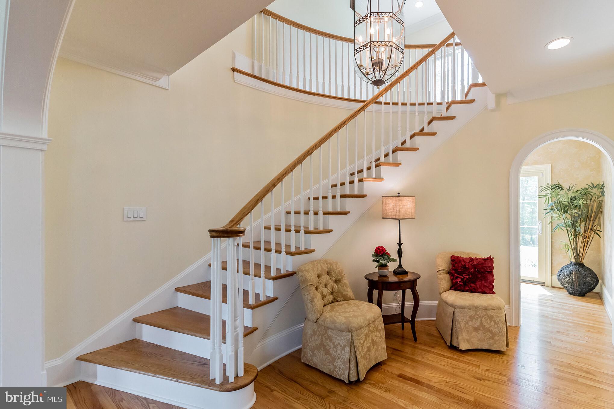 7 Mill Road Malvern, PA 19355 - Photo 4 of 35 Foyer