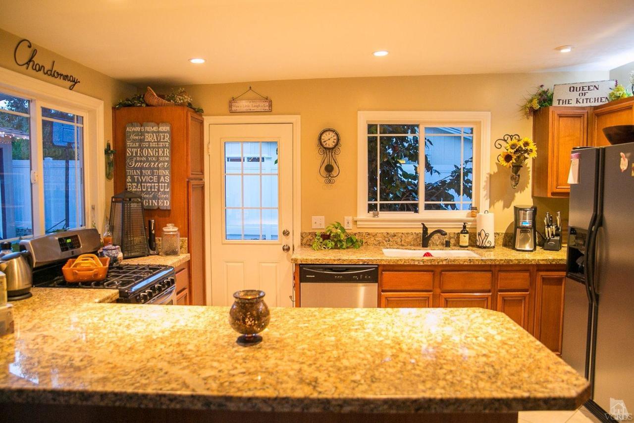 830 Roger Road Santa Paula, CA 93060 - Photo 5 of 27 Additional Photo