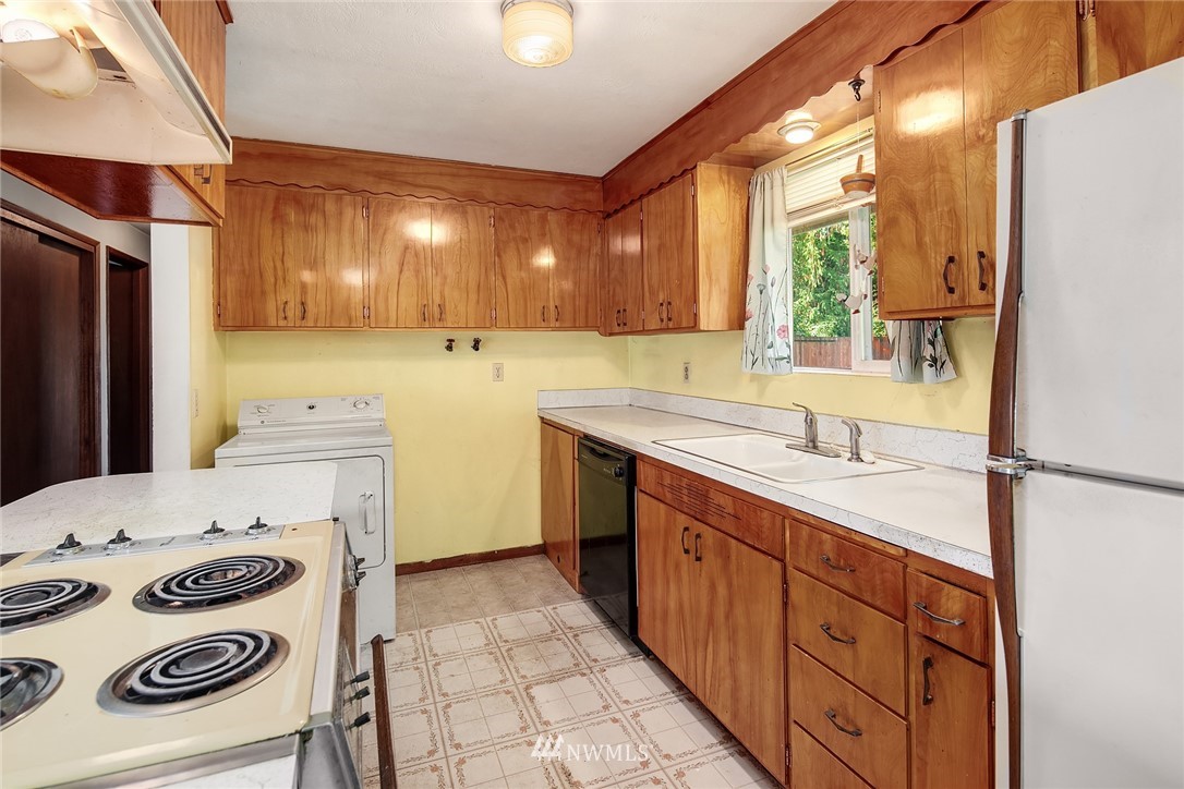 2508 Cedar Road Lake Stevens, WA 98258 - Photo 5 of 15