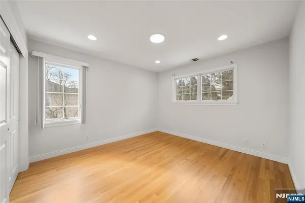 $1,650,000 | 137 6th Street, Cresskill, NJ 07626